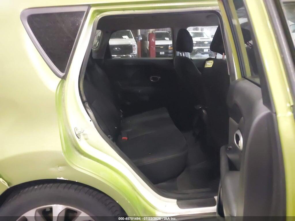 KNDJP3A57J7900138 2018 KIA SOUL photo no. 8