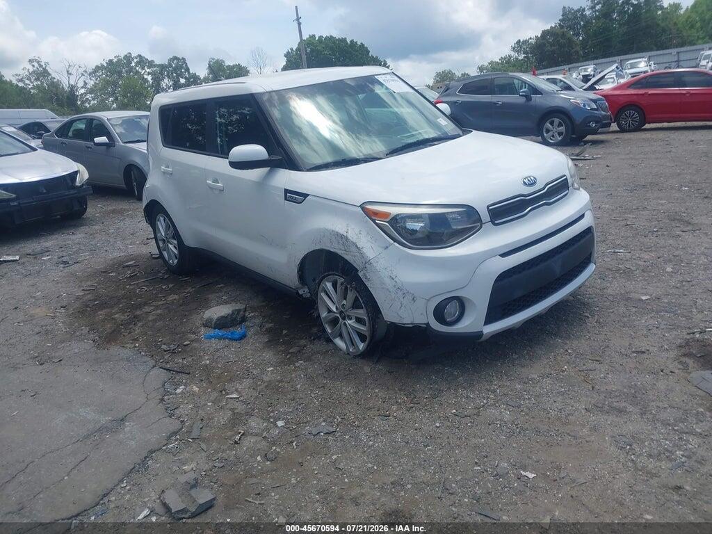 KNDJP3A55J7600632 2018 KIA SOUL photo no. 1