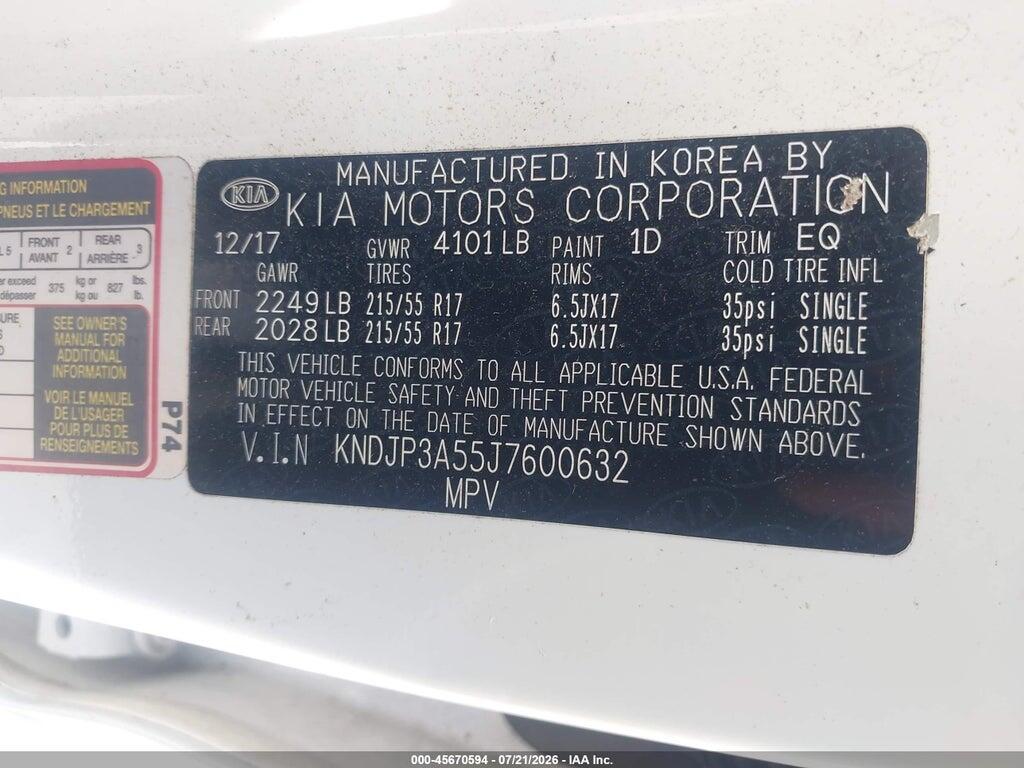 KNDJP3A55J7600632 2018 KIA SOUL photo no. 9