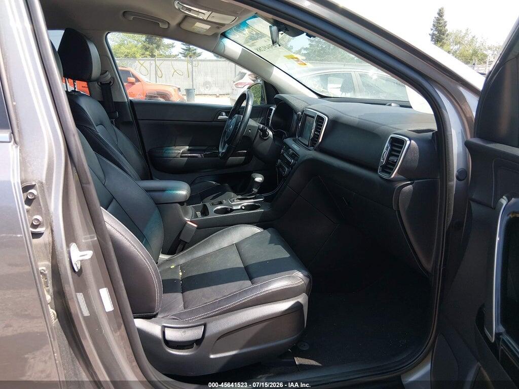 KNDPNCAC2J7462742 2018 KIA SPORTAGE photo no. 5
