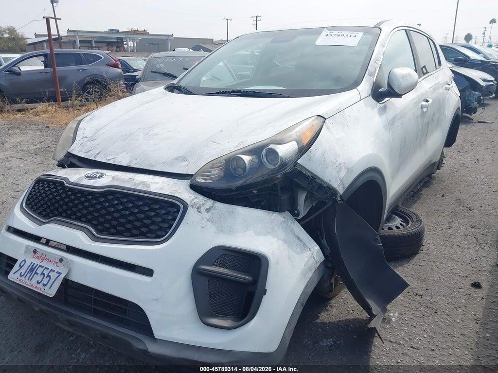 KNDPM3AC8J7402211 2018 KIA SPORTAGE photo no. 2