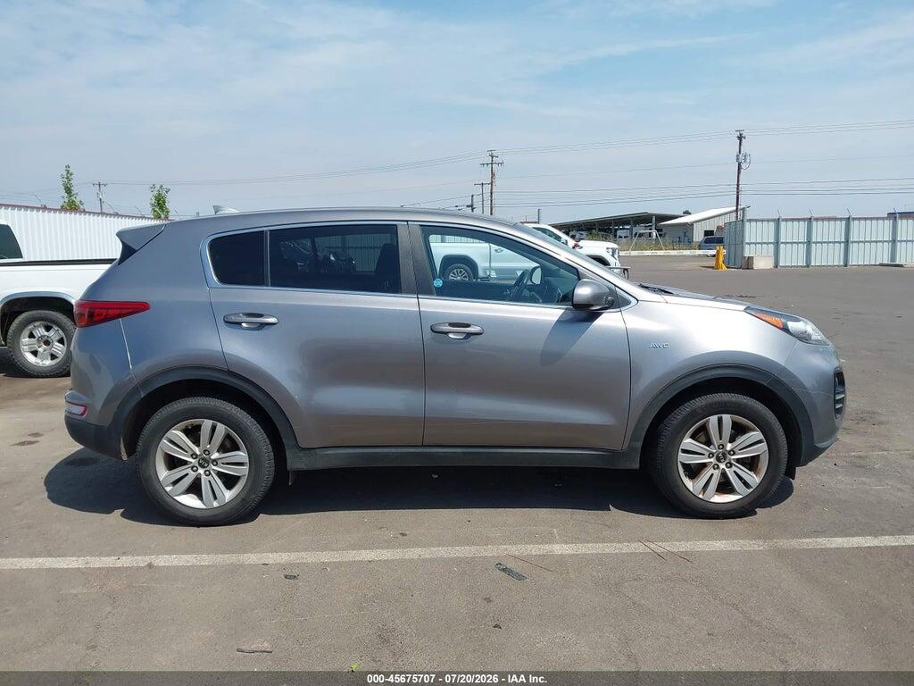 KNDPMCAC4J7360331 2018 KIA SPORTAGE photo no. 12