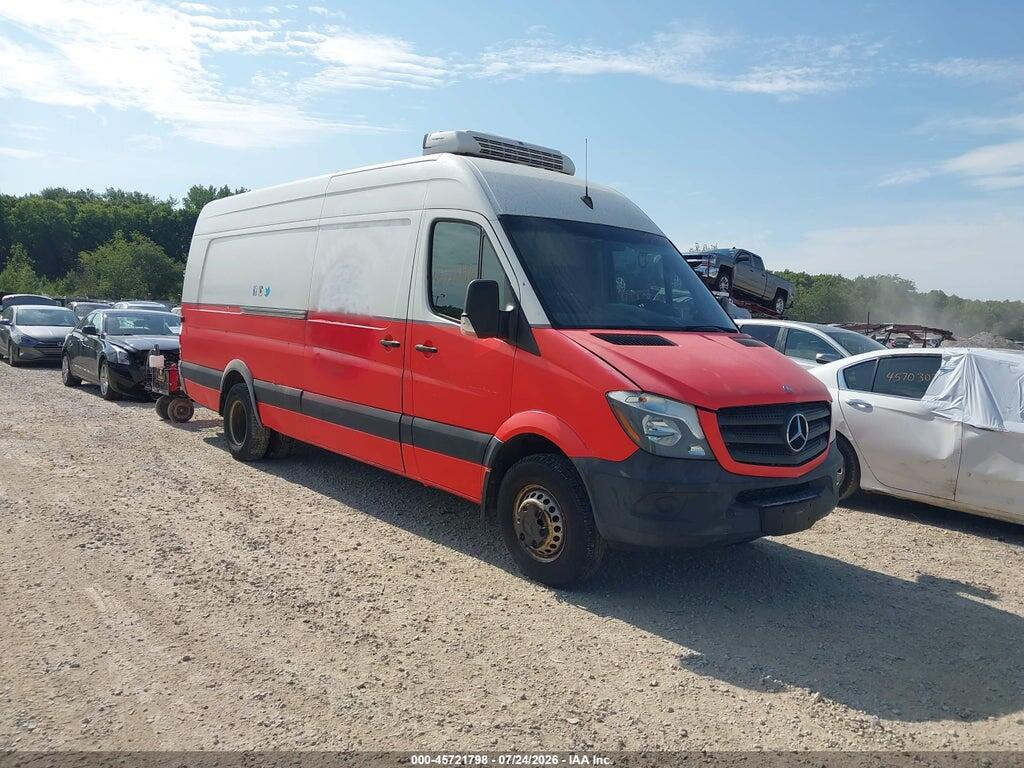 WD3PF1CC2FP138965 2015 MERCEDES-BENZ SPRINTER 3500 photo no. 1