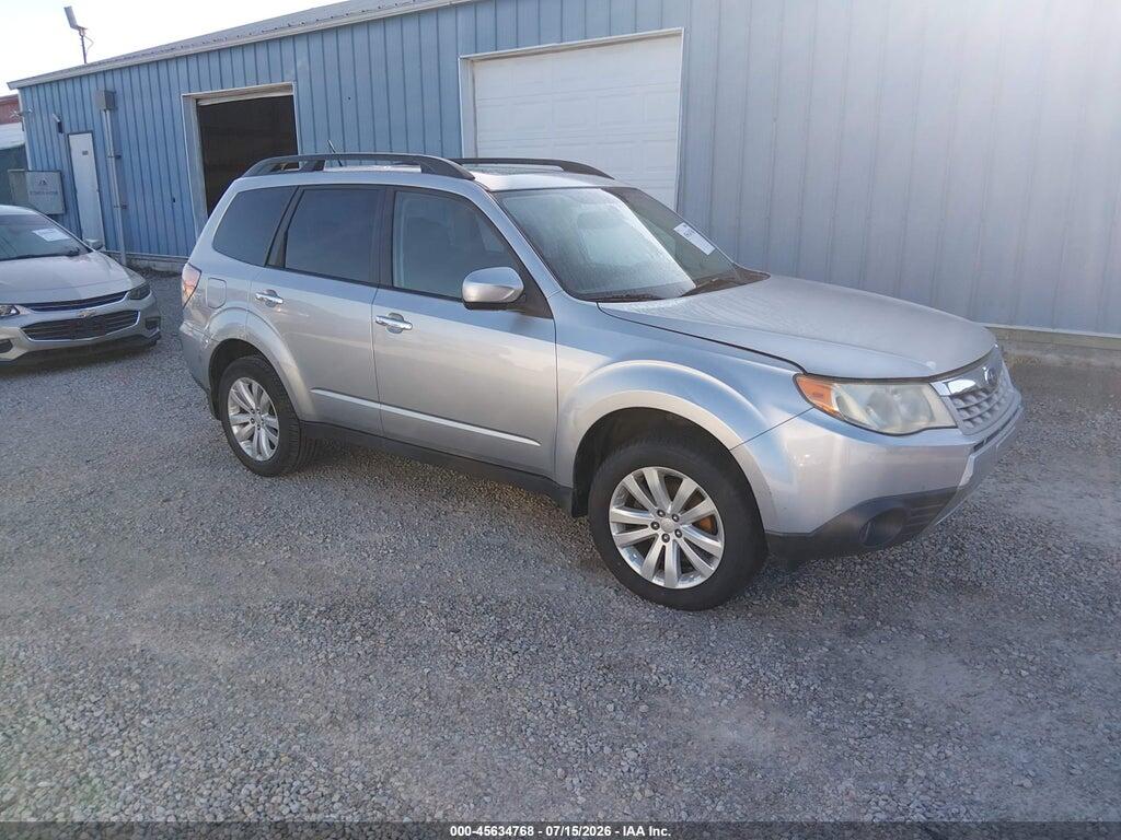 JF2SHAEC1DH416903 2013 SUBARU FORESTER photo no. 1