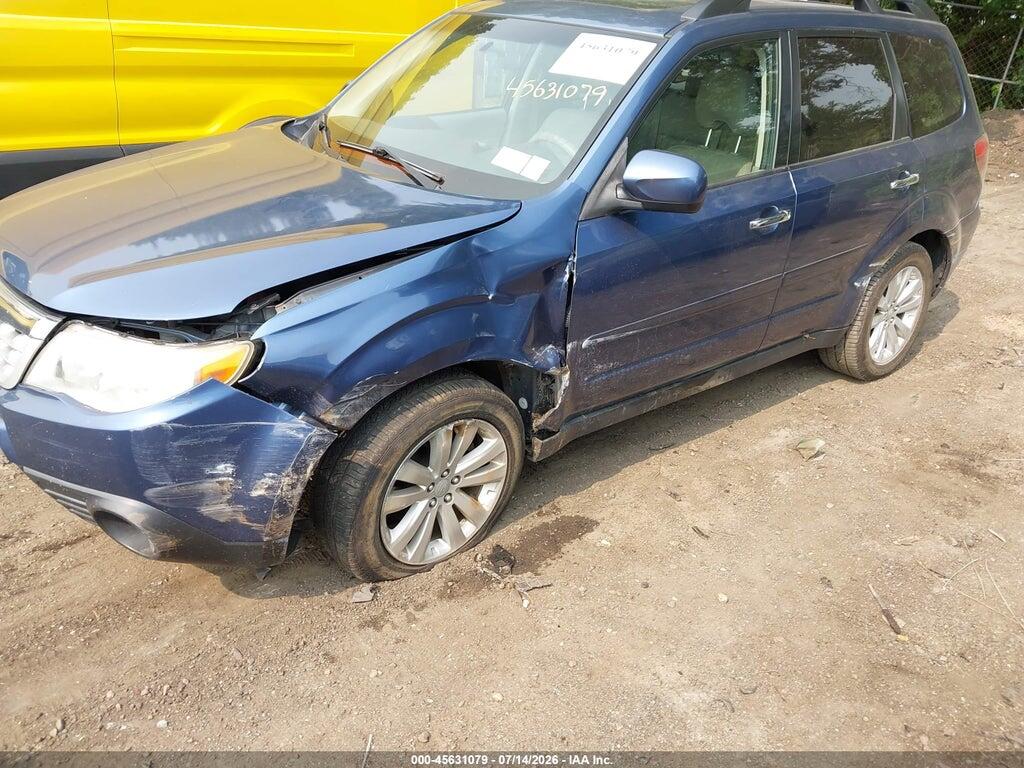 JF2SHAEC2DH427523 2013 SUBARU FORESTER photo no. 6