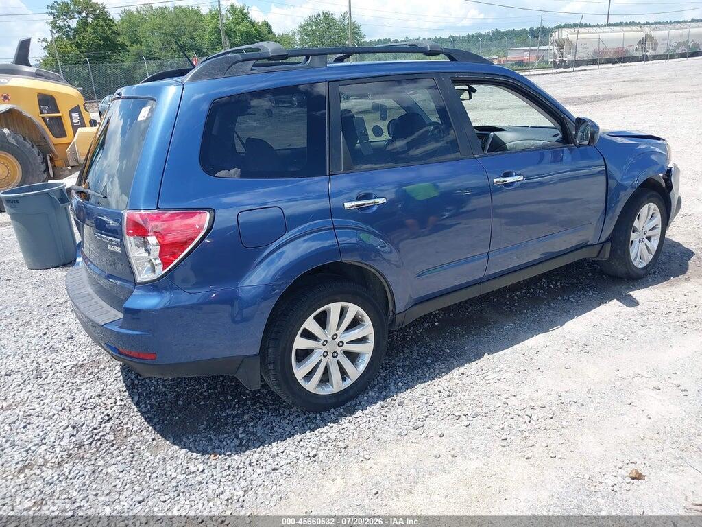 JF2SHAEC3DH441107 2013 SUBARU FORESTER photo no. 4