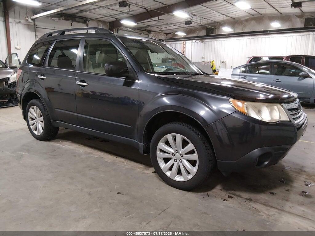 JF2SHADC2DH410755 2013 SUBARU FORESTER photo no. 1