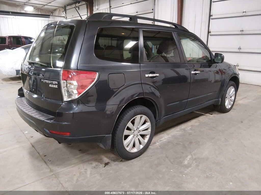 JF2SHADC2DH410755 2013 SUBARU FORESTER photo no. 4