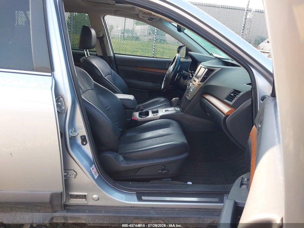 4S4BRDPC8D2314300 2013 SUBARU OUTBACK photo no. 5