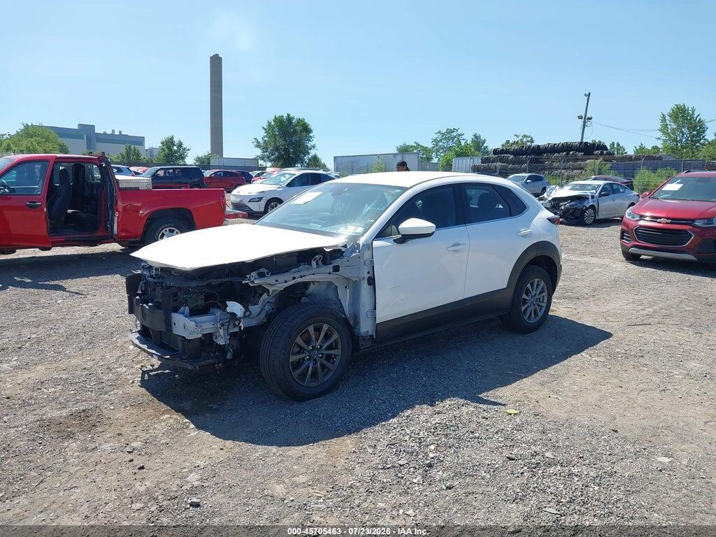3MVDMBBL3LM138463 2020 MAZDA CX-30 photo no. 2