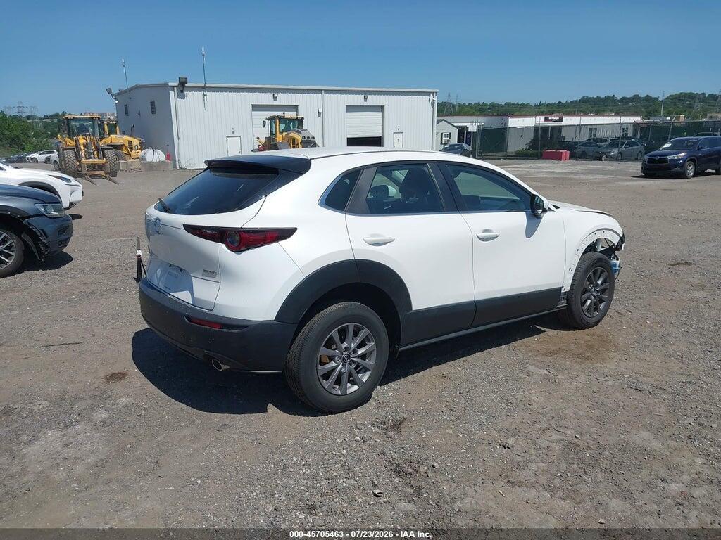 3MVDMBBL3LM138463 2020 MAZDA CX-30 photo no. 4