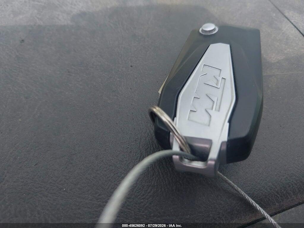 VBKV69405KM907193 2019 KTM 1290 photo no. 11