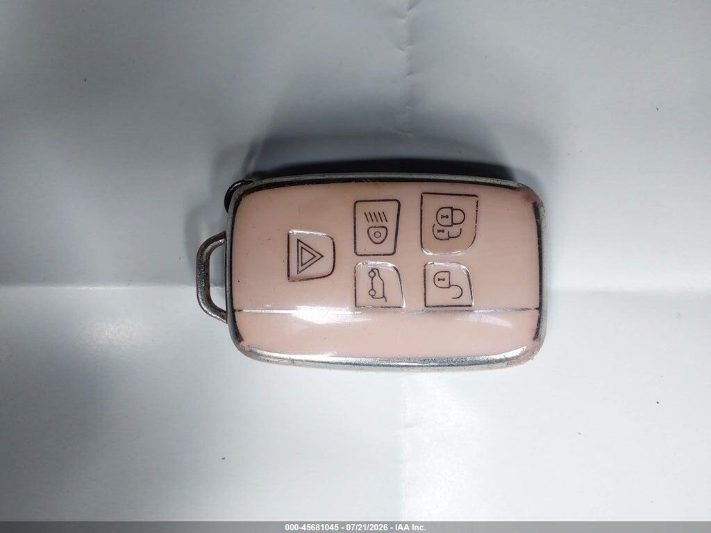 SALYL2EX0KA795438 2019 LAND ROVER RANGE ROVER VELAR photo no. 11