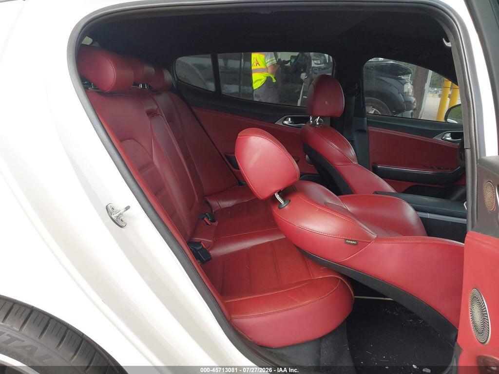 KNAE55LC6J6026916 2018 KIA STINGER photo no. 8