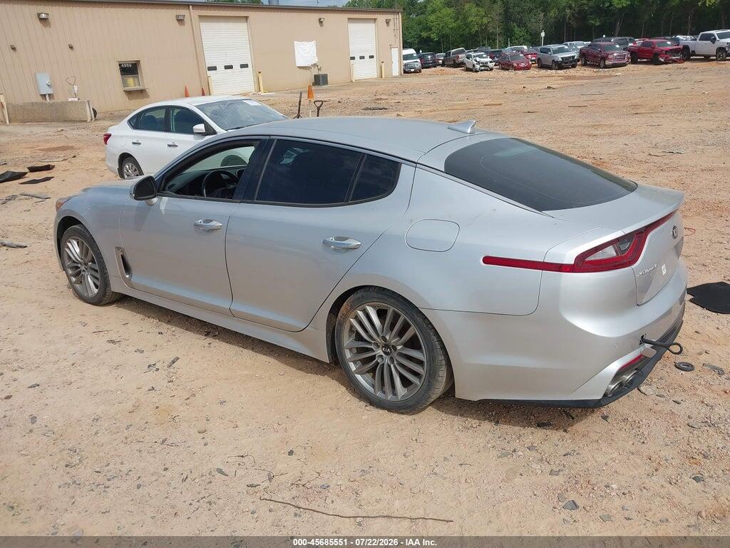 KNAE15LA2J6016832 2018 KIA STINGER photo no. 3