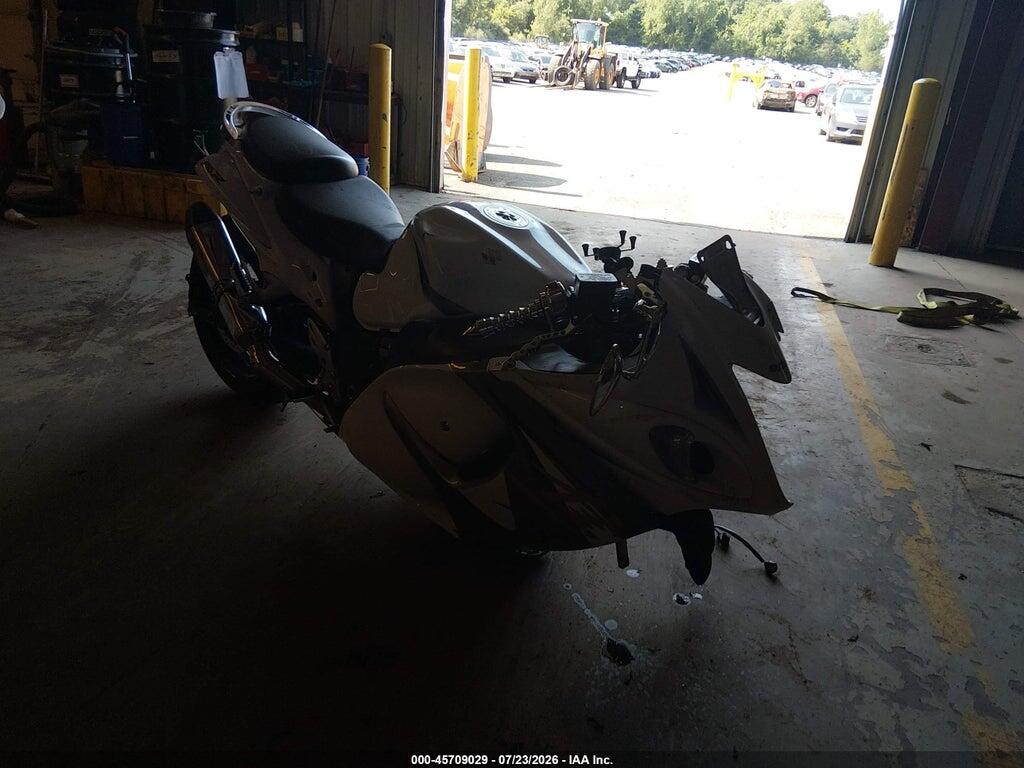 2013 SUZUKI GSX1300 JS1GX72B4D2101659