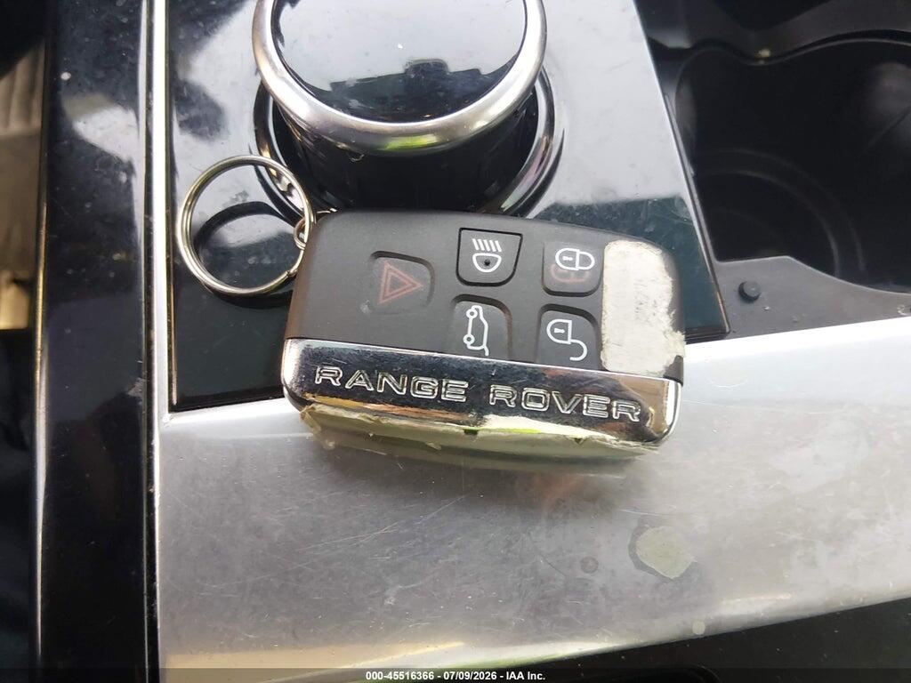 SALYB2RX8JA709112 2018 LAND ROVER RANGE ROVER VELAR photo no. 11