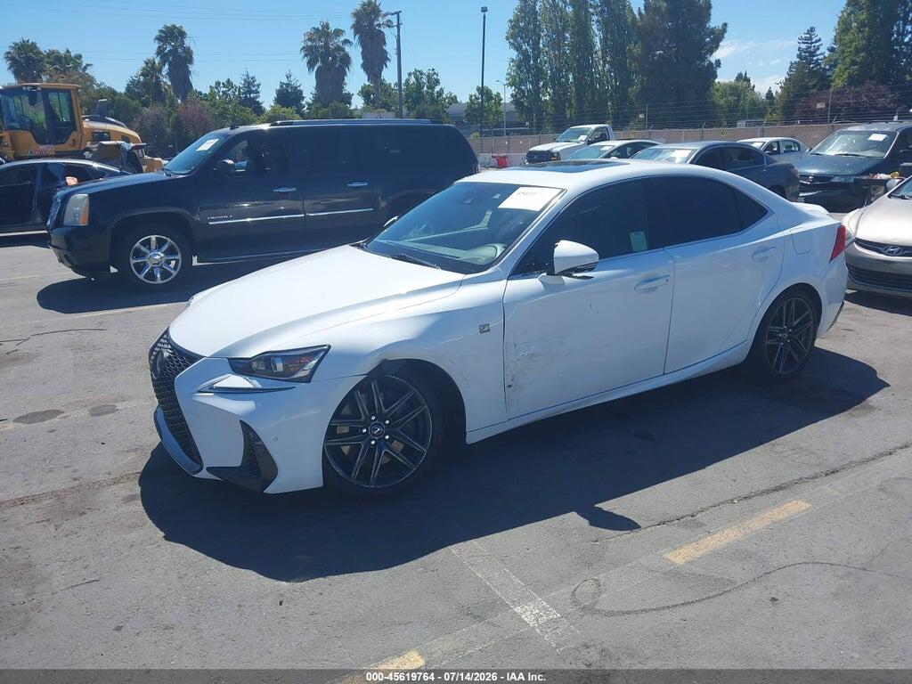 JTHBA1D25J5062018 2018 LEXUS IS 300 photo no. 2