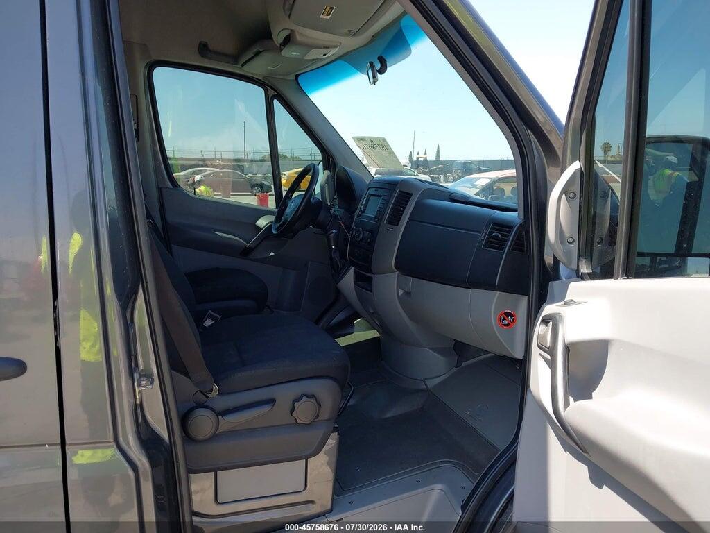 WD3PE7DC3FP142186 2015 MERCEDES-BENZ SPRINTER 2500 photo no. 5