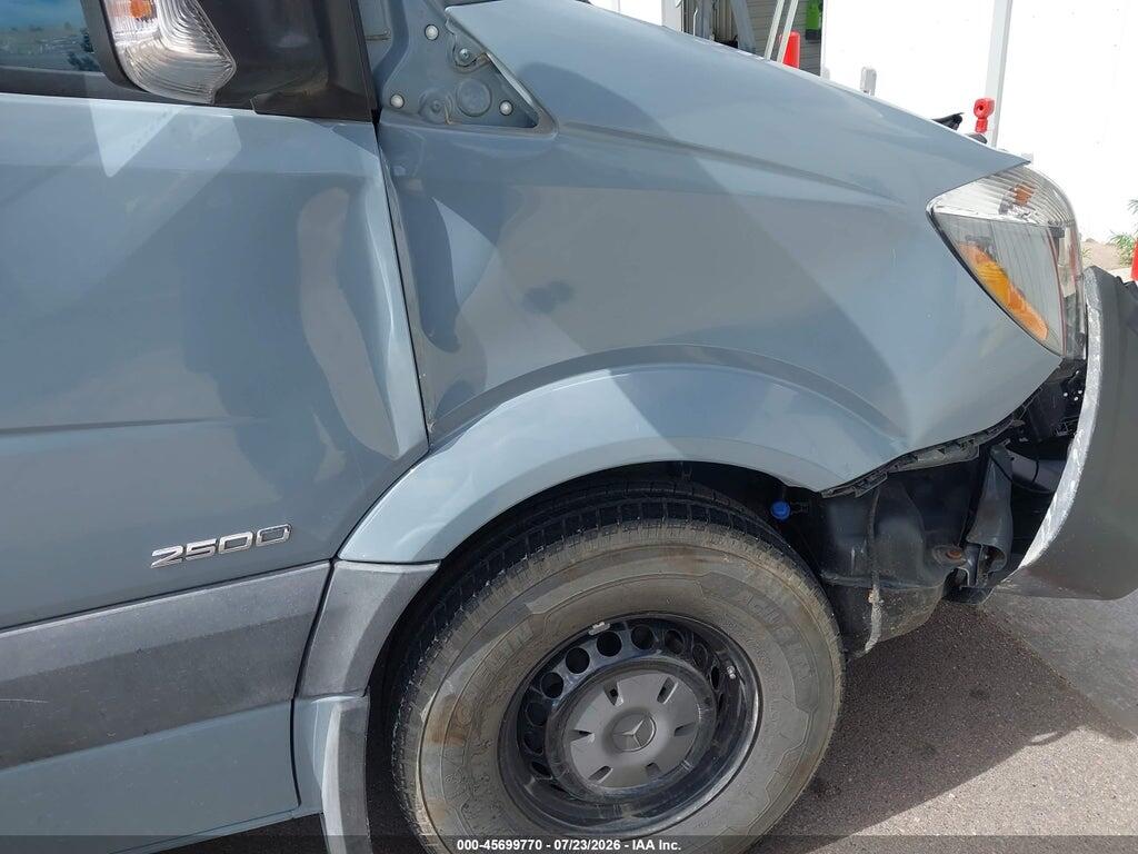 WDZPE8DC0FP155943 2015 MERCEDES-BENZ SPRINTER 2500 photo no. 6