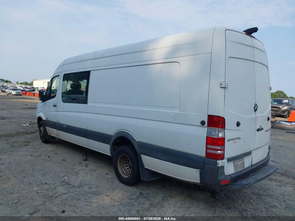 WD3PF4CC1FP120930 2015 MERCEDES-BENZ SPRINTER 3500 photo no. 3