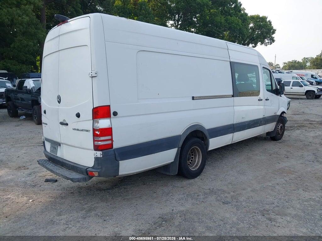 WD3PF4CC1FP120930 2015 MERCEDES-BENZ SPRINTER 3500 photo no. 4
