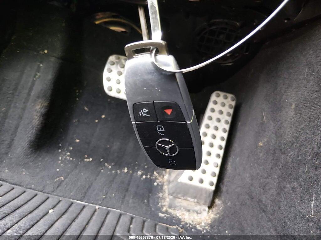 W1KWF6EB7LR585770 2020 MERCEDES-BENZ AMG C 43 photo no. 11
