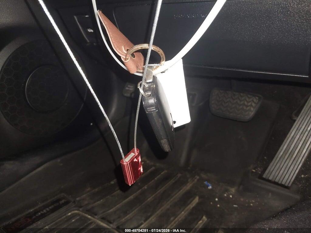 JTHC81D22K5034243 2019 LEXUS IS 300 photo no. 11