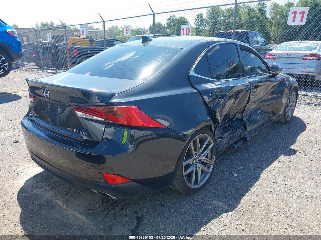 JTHC81D2XK5038069 2019 LEXUS IS 300 photo no. 4