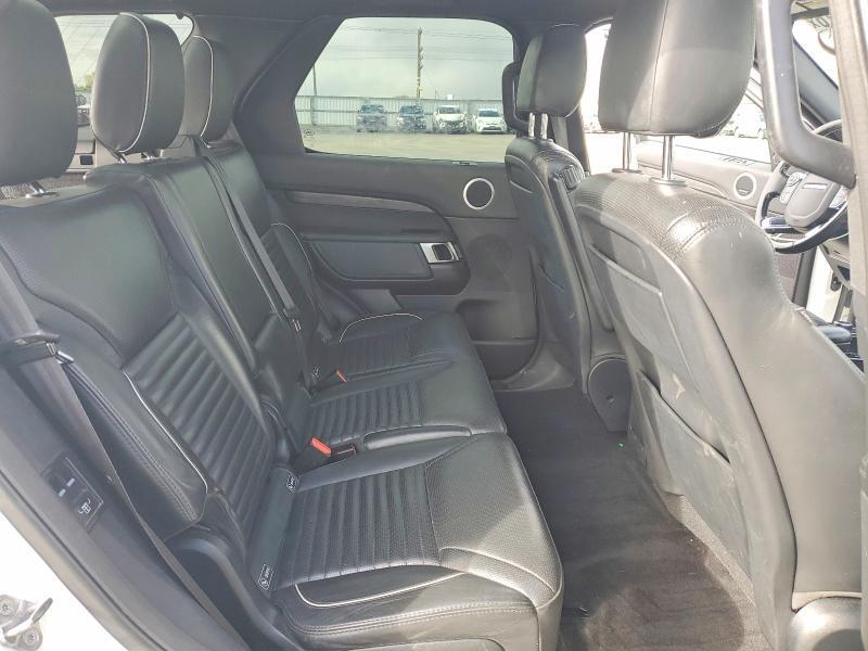 SALRRBBK4HA034366 2017 LAND ROVER DISCOVERY photo no. 11