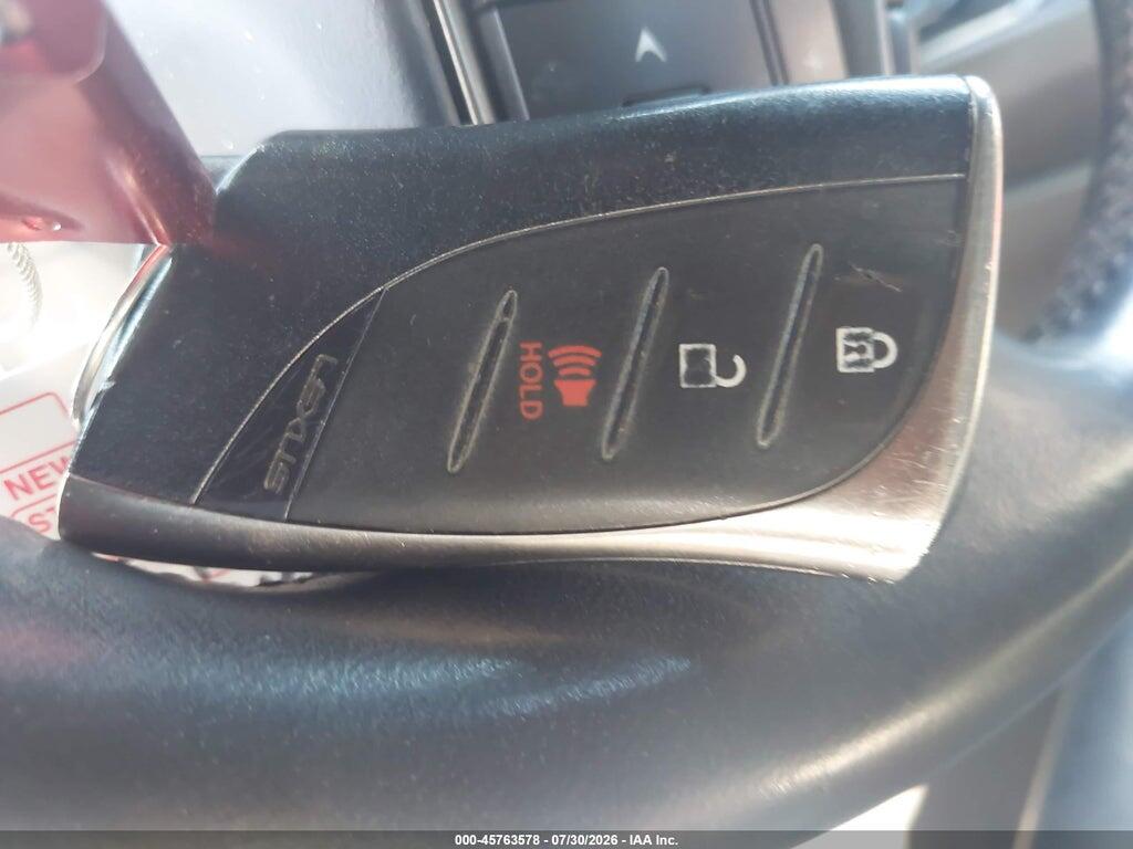 JTHY3JBH1K2004468 2019 LEXUS UX 200 photo no. 11