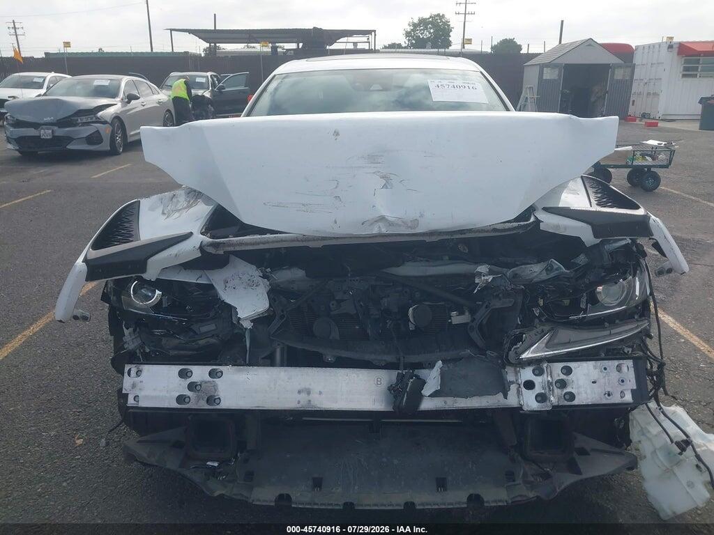 JTHBA1D26J5067308 2018 LEXUS IS 300 photo no. 12
