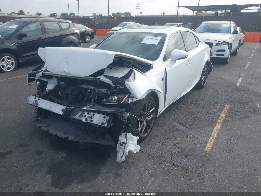 JTHBA1D26J5067308 2018 LEXUS IS 300 photo no. 2