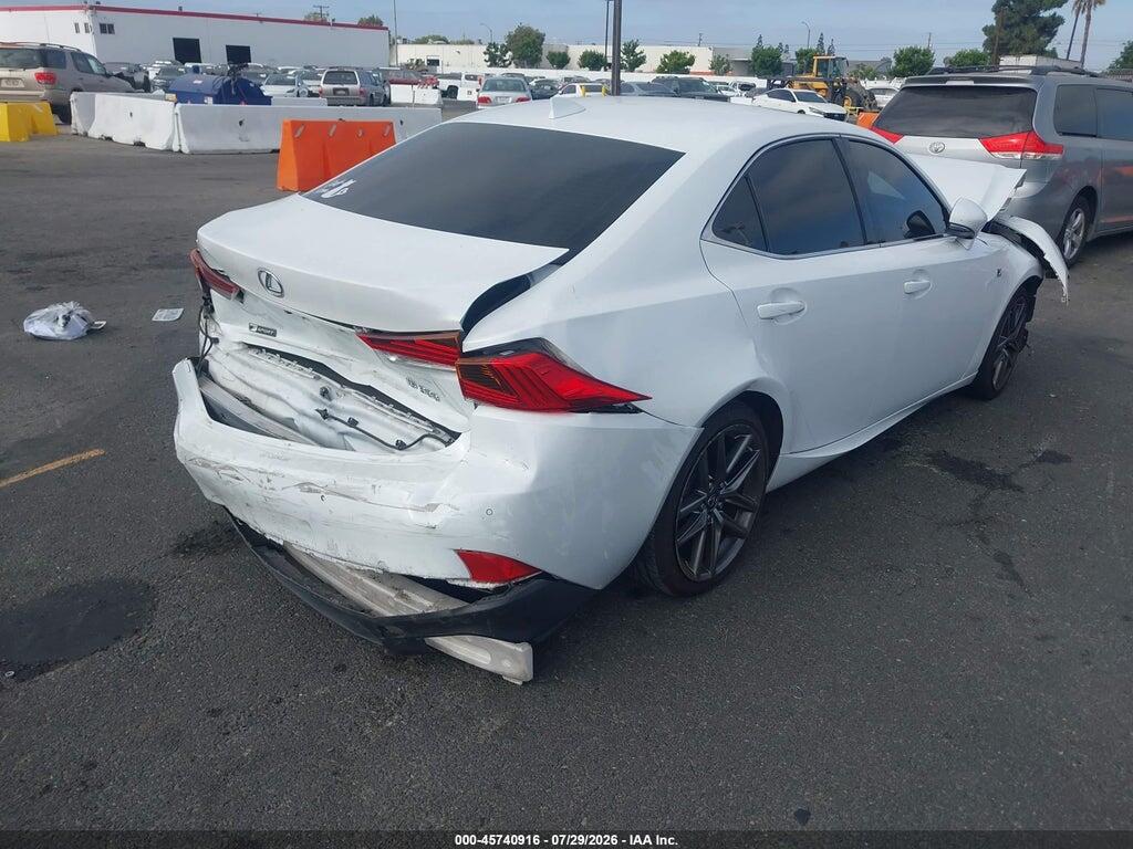 JTHBA1D26J5067308 2018 LEXUS IS 300 photo no. 4