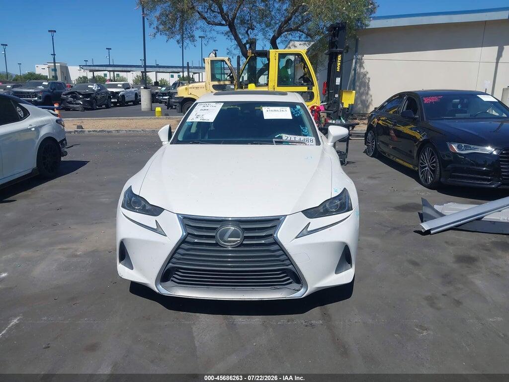 JTHBA1D29J5063849 2018 LEXUS IS 300 photo no. 12