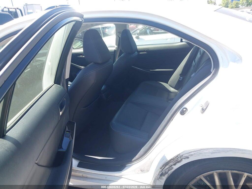 JTHBA1D29J5063849 2018 LEXUS IS 300 photo no. 8
