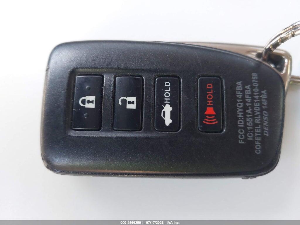 JTHC81D22J5028487 2018 LEXUS IS 300 photo no. 11