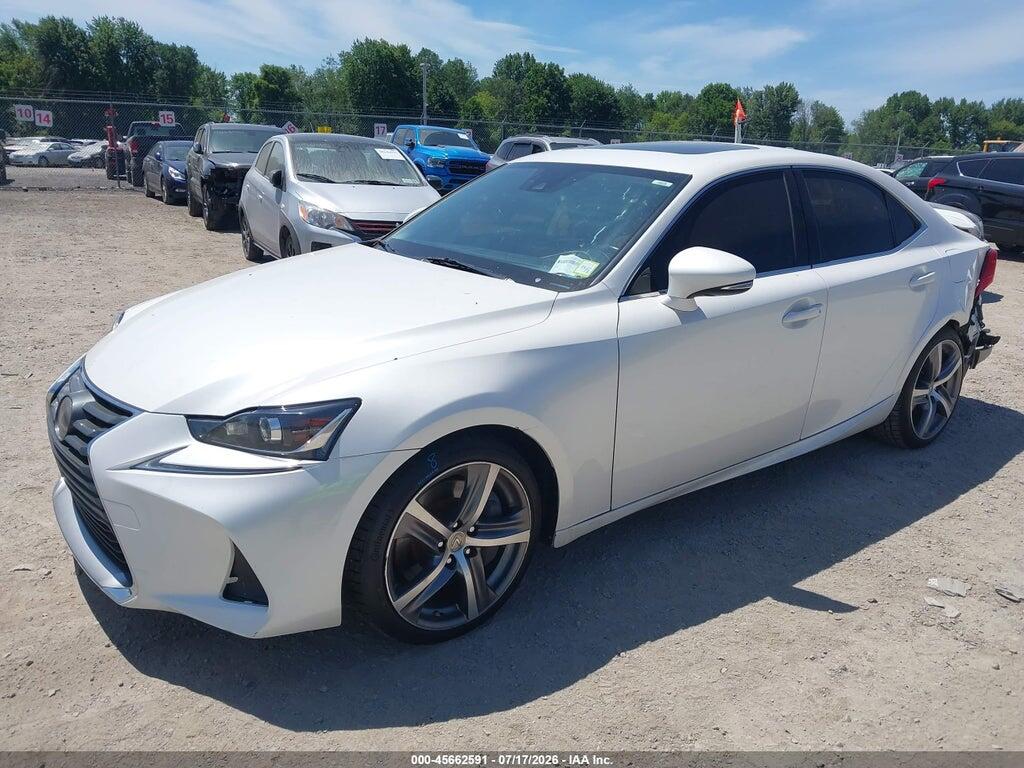 JTHC81D22J5028487 2018 LEXUS IS 300 photo no. 2
