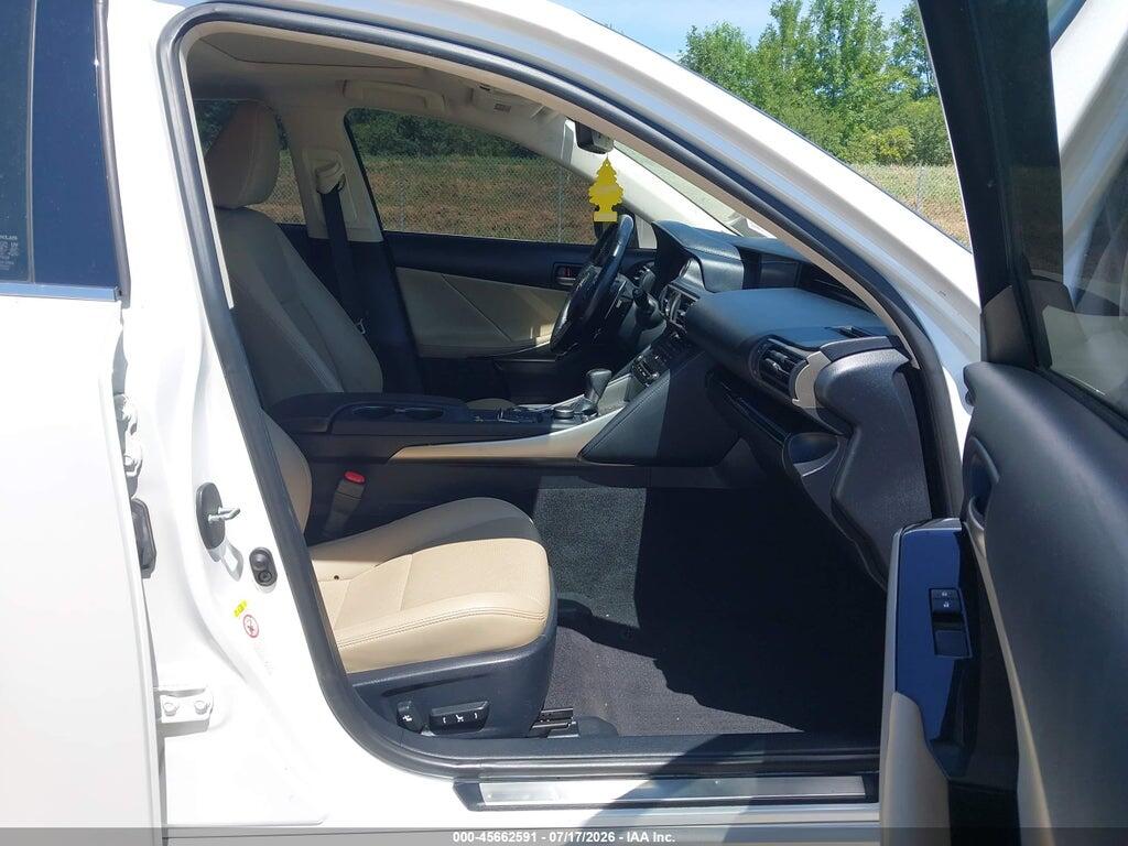 JTHC81D22J5028487 2018 LEXUS IS 300 photo no. 5