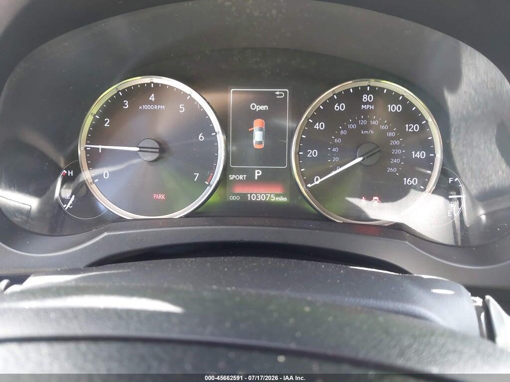 JTHC81D22J5028487 2018 LEXUS IS 300 photo no. 7