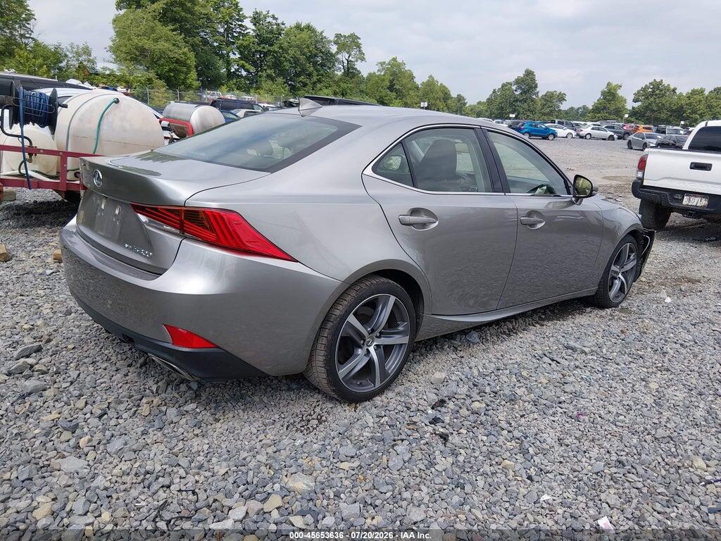 JTHC81D2XJ5031914 2018 LEXUS IS 300 photo no. 4