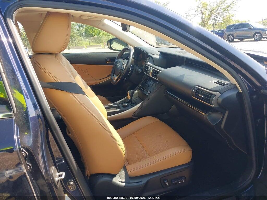 JTHC81D25J5030475 2018 LEXUS IS 300 photo no. 5