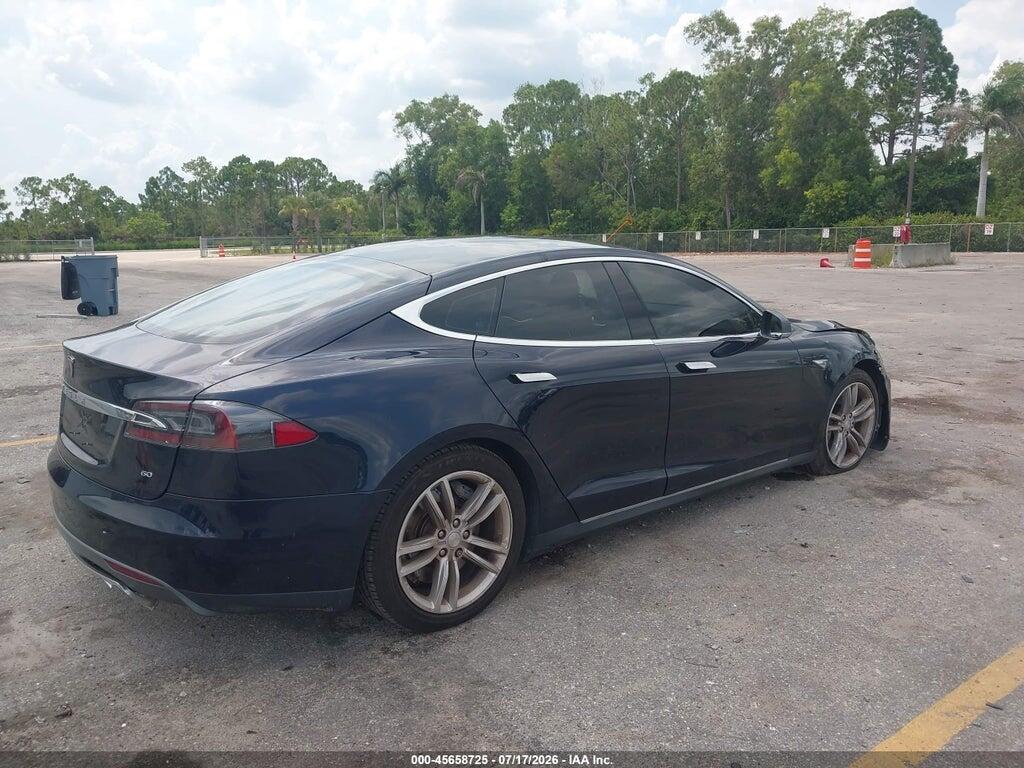 5YJSA1AG8DFP11654 2013 TESLA MODEL S photo no. 4