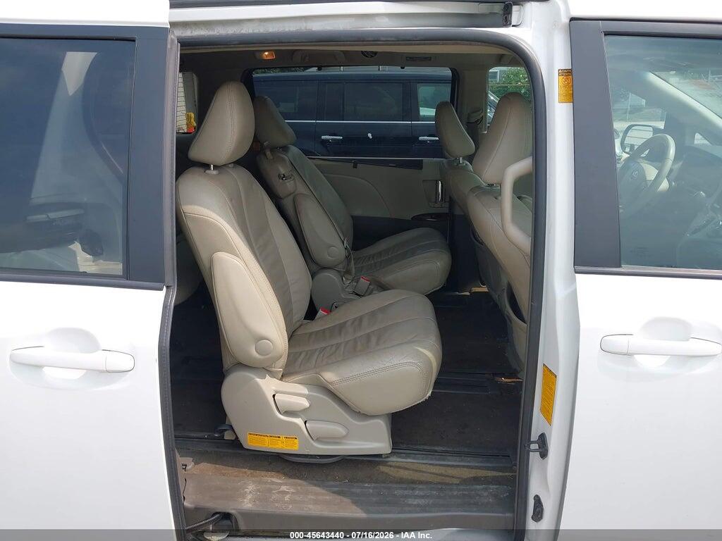 5TDYK3DC2DS376284 2013 TOYOTA SIENNA photo no. 8