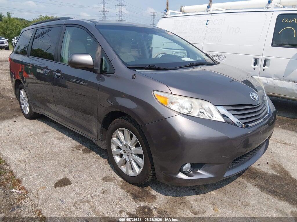 5TDDK3DC5DS053796 2013 TOYOTA SIENNA photo no. 1
