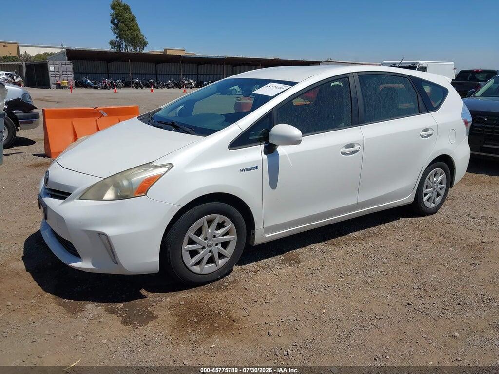 JTDZN3EU4D3206609 2013 TOYOTA PRIUS V photo no. 2