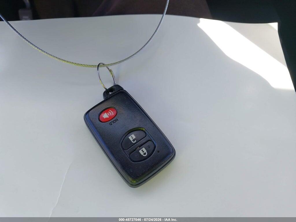 JTDKN3DU4D0343697 2013 TOYOTA PRIUS photo no. 11