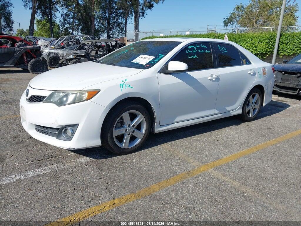 4T1BF1FK5DU657229 2013 TOYOTA CAMRY photo no. 2