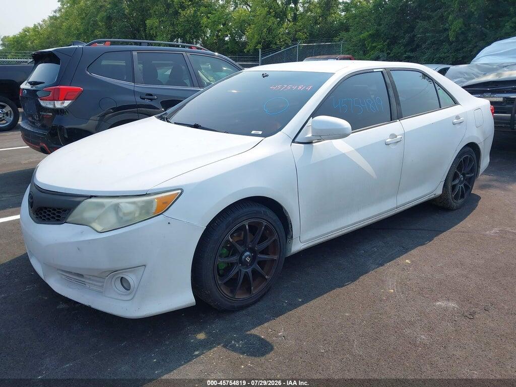 4T1BF1FK9DU649182 2013 TOYOTA CAMRY photo no. 2