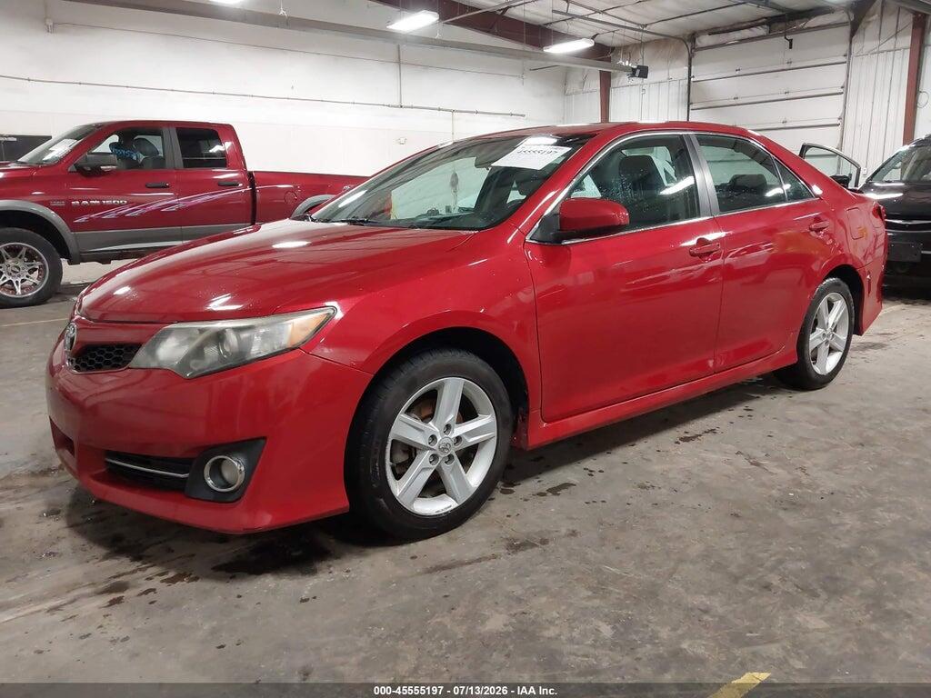 4T1BF1FK4DU704850 2013 TOYOTA CAMRY photo no. 2